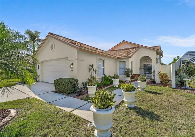 Photo 1 of Single family home for sale at 4640 Peridia Blvd E, Bradenton, FL 34203 | MLS# A4680806 | Listing updated on 2026-08-02