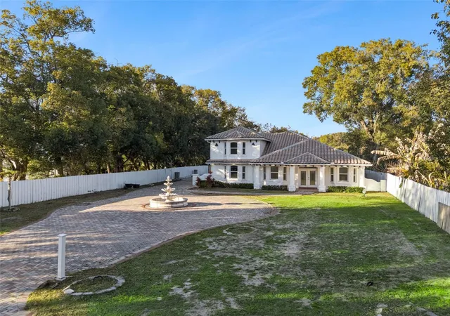 3rd image of 20 Rewis St, Ocoee, FL 34761 | MLS# O6378816