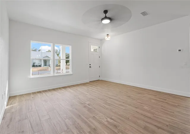 Photo 3 of Single family home for sale at 601 Fisher Dr, Bronson, FL 32621 | MLS# GC537128 | Listing updated on 2026-09-18