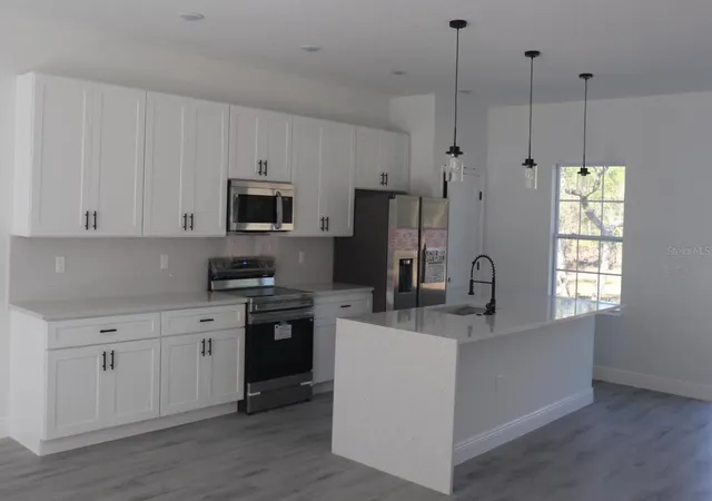 Photo 3 of Single family home for sale at 3717 W Malby Ln, Dunnellon, FL 34433 | MLS# O6378866 | Listing updated on 2026-10-09