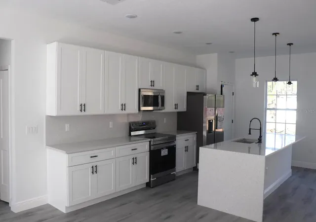 Photo 4 of Single family home for sale at 3717 W Malby Ln, Dunnellon, FL 34433 | MLS# O6378866 | Listing updated on 2026-10-09