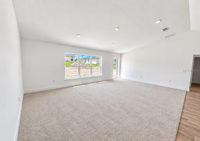 Photo 3 of Single family home for sale at 1810 Superior Ct, Kissimmee, FL 34759 | MLS# O6378896 | Listing updated on 2026-10-20