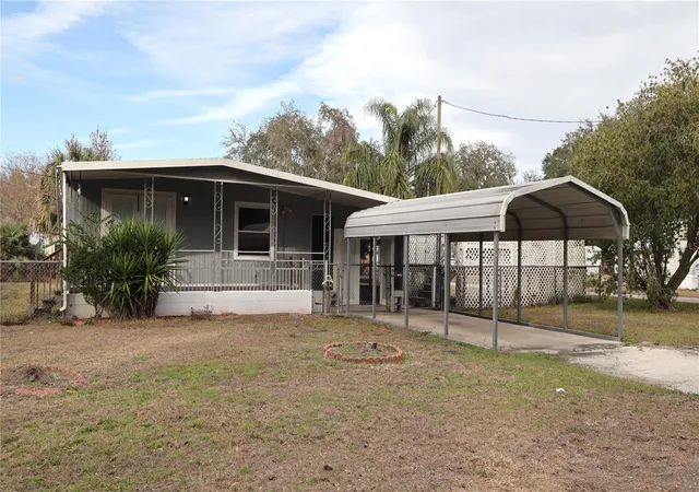 Homes for sale in Lake Panasoffkee, FL | 1158 Cr 439, Lake Panasoffkee, FL 33538 | MLS# G5107623