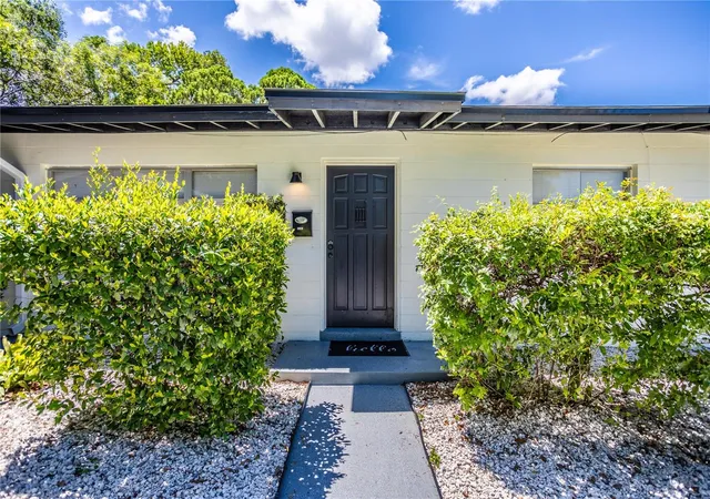 3rd image of 1213 Corbett Ln, Orlando, FL 32806 | MLS# O6378970