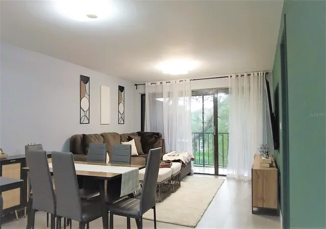 3rd image of 1036 Bonaire Dr, Altamonte Springs, FL 32714