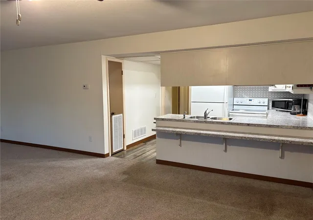 5th image of 5433 Palm Dr, NEW PORT RICHEY, FL 34652