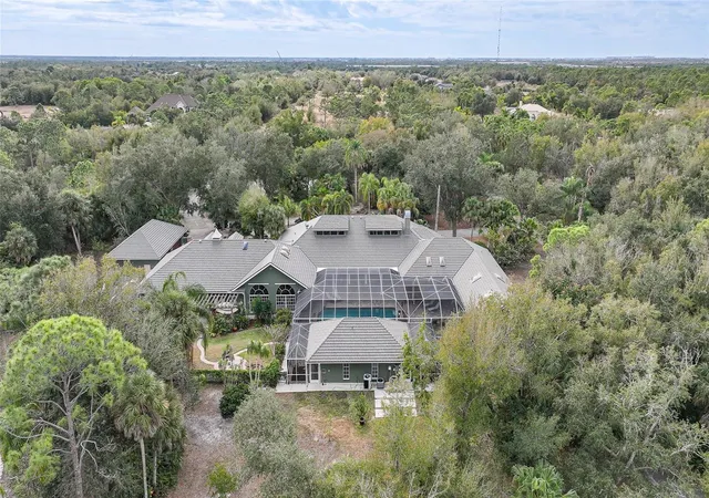 3rd image of 24646 Tangerine Ave, Punta Gorda, FL 33980 | MLS# C7521371