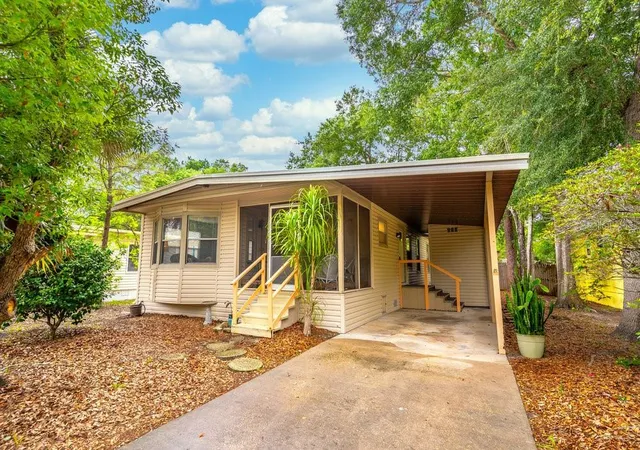 Homes for sale in Lake Mary, FL | 508 W Plantation Blvd, Lake Mary, FL 32746 | MLS# O6378994