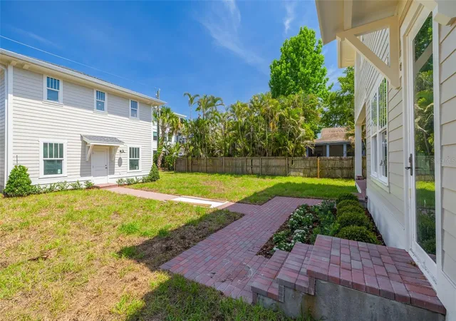 Homes for sale in Saint Petersburg, FL | 2011 10Th St N, Saint Petersburg, FL 33704 | MLS# TB8471657