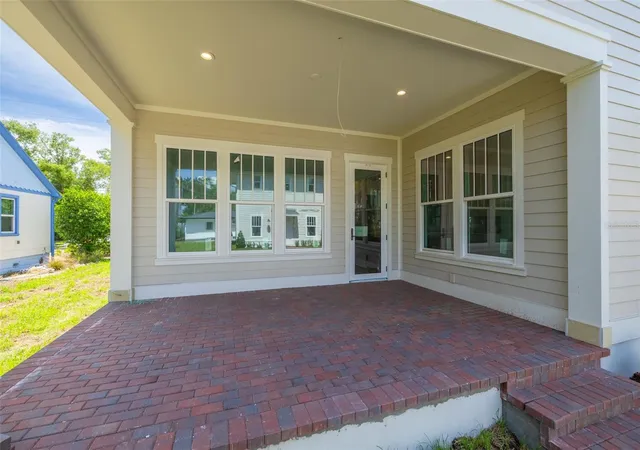 Homes for sale in Saint Petersburg, FL | 2011 10Th St N, Saint Petersburg, FL 33704 | MLS# TB8471657