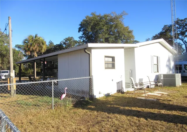 3rd image of 1984 Se 171St Ct, Silver Springs, FL 34488 | MLS# OM717926