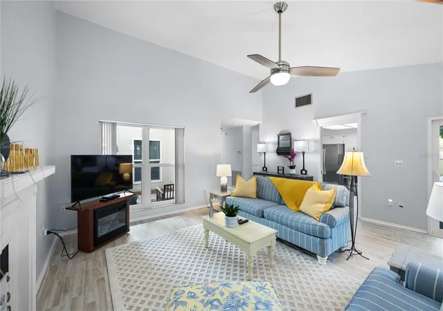 3rd image of 1554 Glen Ct #A, Dunedin, FL 34698 | MLS# TB8471754
