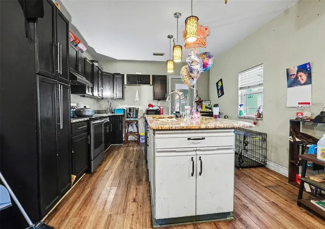 Photo 3 of Sale Pending at 1054 State Rd 60 E, Lake Wales, FL 33853 | MLS# TB8471784 | Listing updated on 2026-09-02