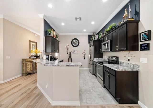 Photo 4 of Single family home for sale at 1194 Mcdonough Pl, The Villages, FL 32163 | MLS# G5107637 | Listing updated on 2026-10-04