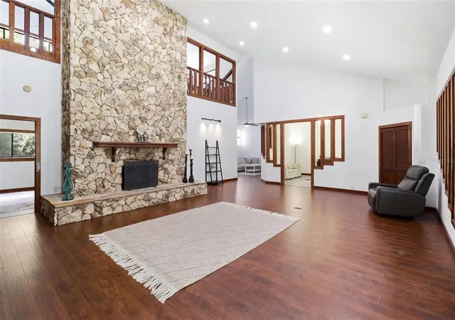 2nd image of 120 E Bahama Rd, Winter Springs, FL 32708 | MLS# O6379165