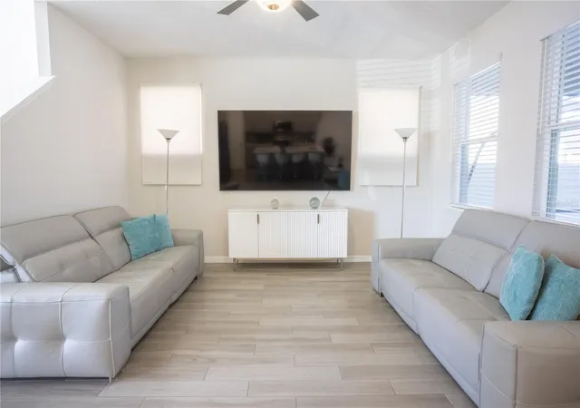 Photo 4 of Single family home for sale at 16461 Olive Hl Dr, Winter Garden, FL 34787 | MLS# O6379181 | Listing updated on 2026-07-27