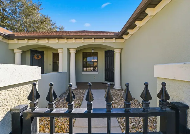 Homes for sale in Brooksville, FL | 9255 Southern Charm Cir, Brooksville, FL 34613 | MLS# W7882662