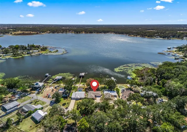 3rd image of 10916 Se Timucuan Rd, Summerfield, FL 34491 | MLS# OM717967