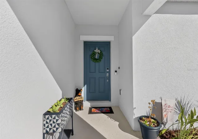 Photo 3 of Single family home for sale at 33692 Sky Blossom Cir, Leesburg, FL 34788 | MLS# A4681025 | Listing updated on 2026-10-08