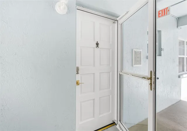 3rd image of 701 Poinsettia Rd, Belleair, FL 33756