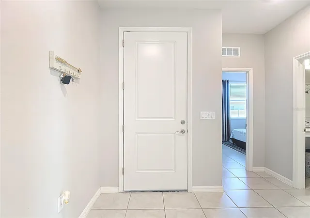 4th image of 9526 Clarkwild Pl, Seffner, FL 33584 | MLS# TB8472037