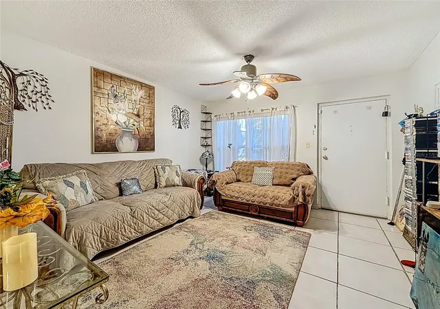 Listing Photo 5 - Condo for sale in building located at 1020 85Th Ave N, St. Petersburg, FL 33702 - Unit #119