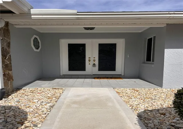 Photo 2 of Single family home for sale at 100 Webster Ln, Palm Coast, FL 32164 | MLS# FC315876 | Listing updated on 2026-08-03