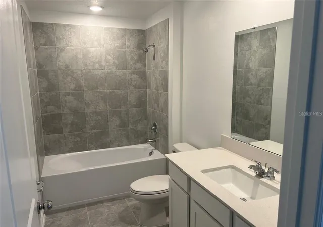 Photo 4 of Single family home for sale at 1756 White Water Ct, Davenport, FL 33837 | MLS# O6379292 | Listing updated on 2026-05-20