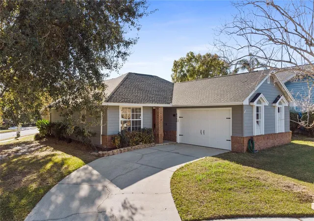 Photo 1 of Single family home for sale at 6500 Grosvenor Ln, Orlando, FL 32835 | MLS# O6379297 | Listing updated on 2026-08-28