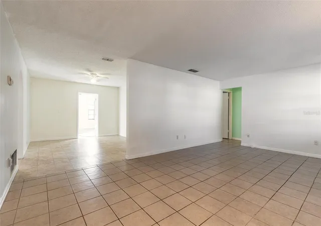 Photo 4 of Single family home for sale at 1210 Mellisa Dr, Port Orange, FL 32129 | MLS# NS1087252 | Listing updated on 2026-09-02