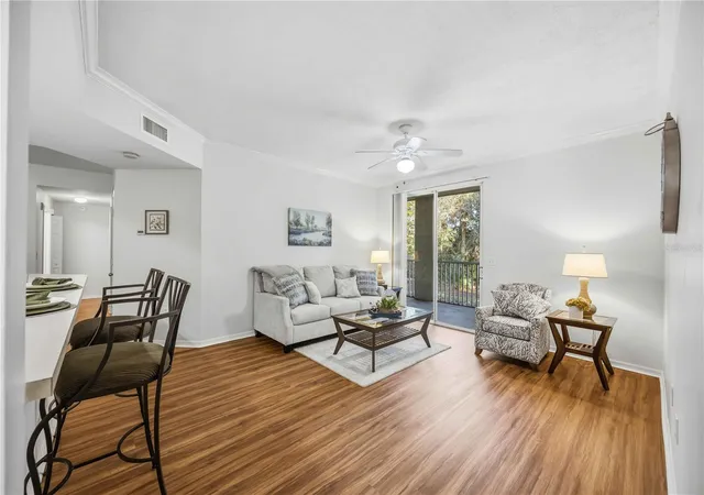 4th image of 5721 Bentgrass Dr #20-104, Sarasota, FL 34235 | MLS# A4681108