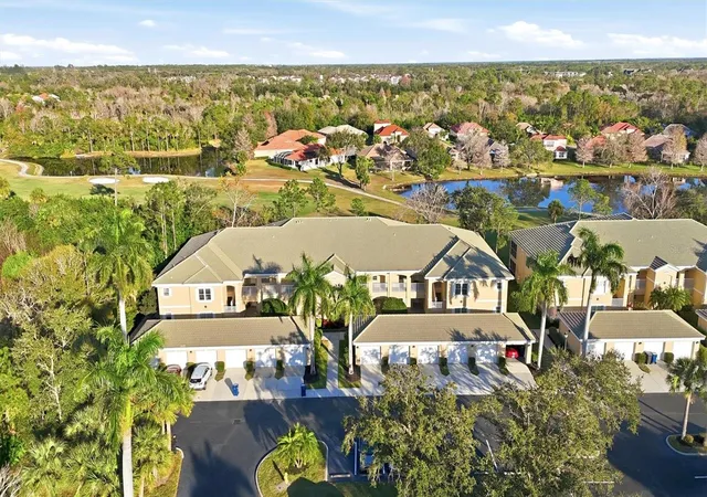 4th image of 6342 Grand Oak Cir #204, Bradenton, FL 34203 | MLS# A4681120