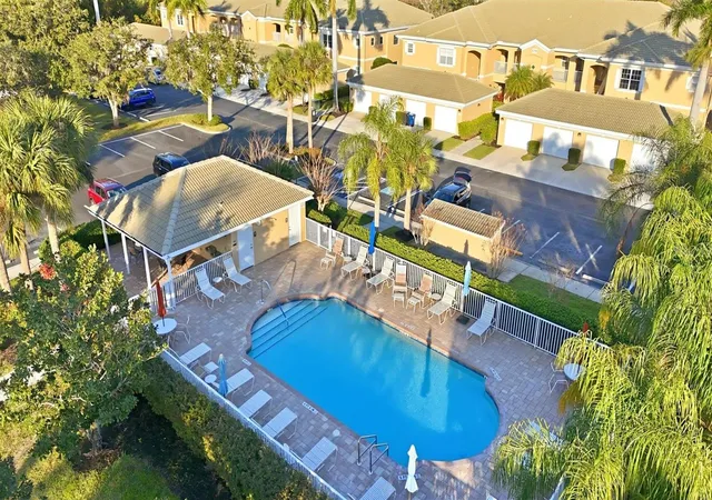 2nd image of 6342 Grand Oak Cir, BRADENTON, FL 34203