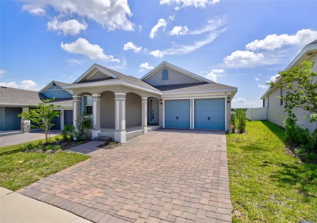 Photo 3 of Single family home for sale at 2112 Keystone Pass, Minneola, FL 34715 | MLS# O6379494 | Listing updated on 2026-08-12