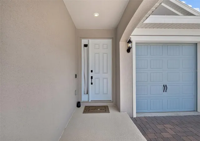 Photo 3 of Single family home for sale at 2112 Keystone Pass, Minneola, FL 34715 | MLS# O6379494 | Listing updated on 2026-08-12