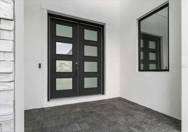 Photo 3 of Single family home for sale at 9004 Santorini Dr, Orlando, FL 32827 | MLS# O6379495 | Listing updated on 2026-09-15