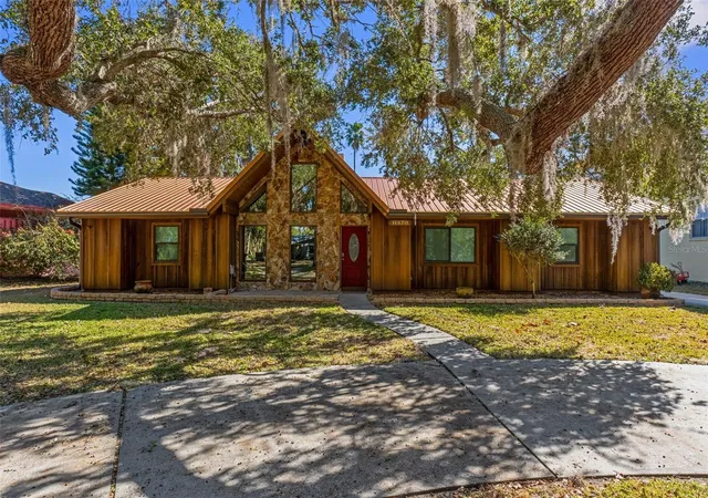 Photo 3 of Single family home for sale at 11870 W Riverhaven Dr, Homosassa, FL 34448 | MLS# OM718061 | Listing updated on 2026-09-20