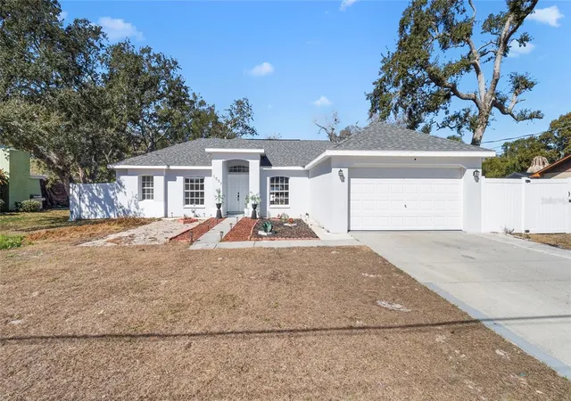 Photo 3 of Single family home for sale at 1007 Tryon Cir, Spring Hill, FL 34606 | MLS# TB8472422 | Listing updated on 2026-09-20