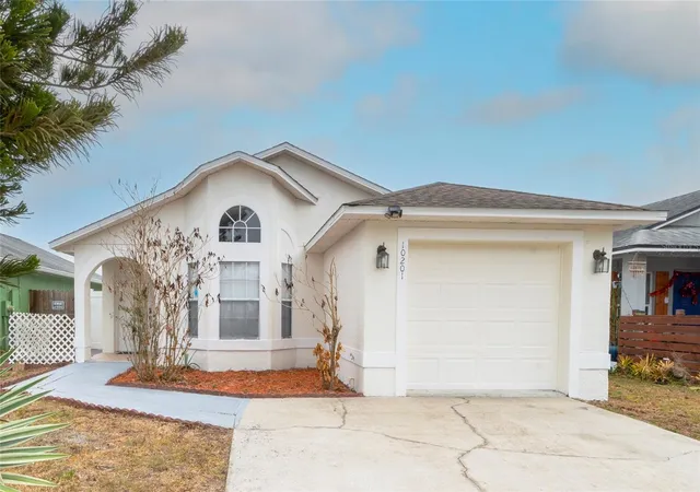 Photo 1 of Single family home for sale at 10201 Vista Cvs Ln, Orlando, FL 32825 | MLS# O6379602 | Listing updated on 2026-09-05