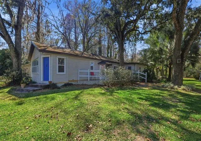 Photo 2 of Manufactured home for sale at 10565 Bessemer St, New Port Richey, FL 34654 | MLS# TB8472454 | Listing updated on 2026-08-29