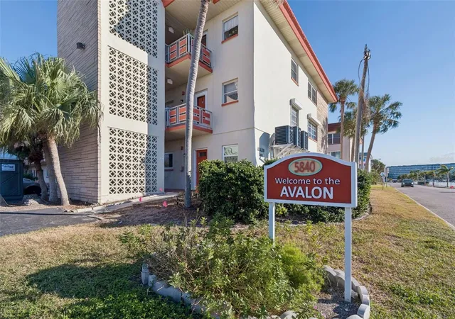 Homes for sale in Gulfport, FL | 5840 30th Ave S #314, Gulfport, FL 33707 | MLS# TB8472466