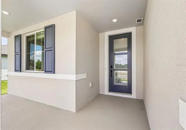 Photo 3 of Single family home for sale at 3335 Orchard Loop, Bartow, FL 33830 | MLS# TB8472470 | Listing updated on 2026-10-07