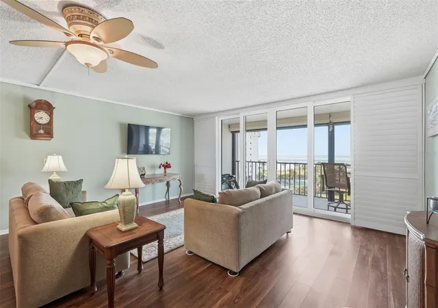 Homes for sale in Clearwater Beach, FL | 1581 Gulf Blvd #403N, Clearwater Beach, FL 33767 | MLS# TB8472475