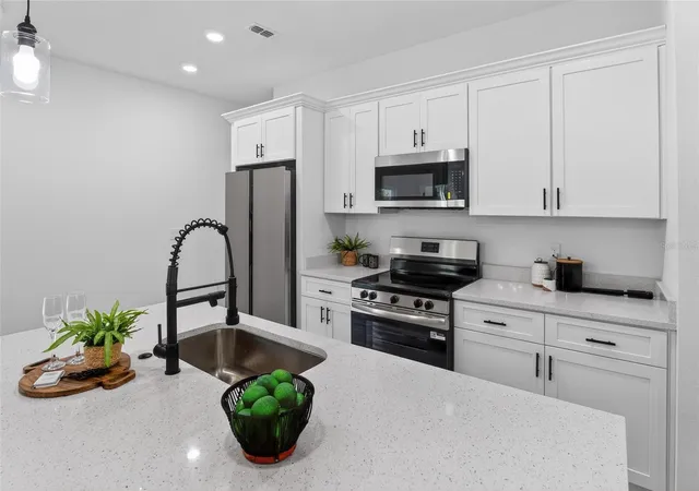 Photo 4 of Single family home for sale at 7945 N Janeaux Dr, Citrus Springs, FL 34434 | MLS# O6379645 | Listing updated on 2026-08-28