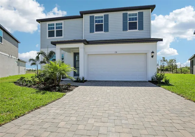 Homes for sale in Nokomis, FL | 176 Shady Edge Loop, Nokomis, FL 34275 | MLS# TB8472510