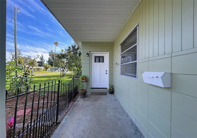 Photo 2 of Single family home for sale at 4042 Arkansas Ave Ne, Saint Petersburg, FL | MLS# TB8472546 | Listing updated on 2026-09-24