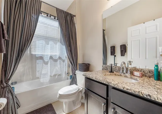 Photo 4 of Single family home for sale at 4436 Azure Isle Way, Kissimmee, FL 34744 | MLS# O6379702 | Listing updated on 2026-09-01