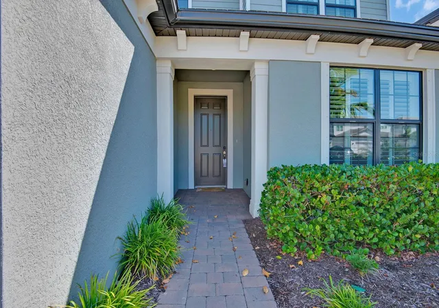 Photo 3 of Single family home for sale at 16320 Hidden Oak Loop, Bradenton, FL 34211 | MLS# A4681237 | Listing updated on 2026-10-21