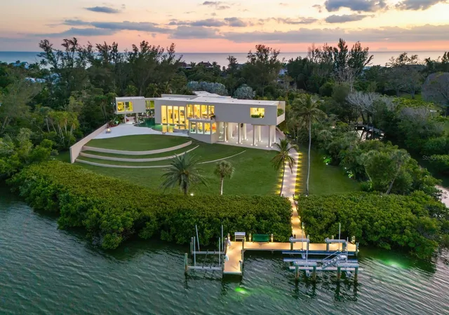 1st image of 6610 Gulf Of Mexico Dr, Longboat Key, FL 34228 | MLS# A4681242