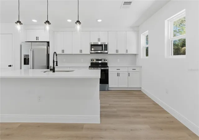 4th image of 727 Clemson Dr, Altamonte Springs, FL 32714 | MLS# O6379751